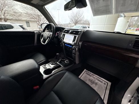 Used 2024 Toyota 4Runner Limited image 30