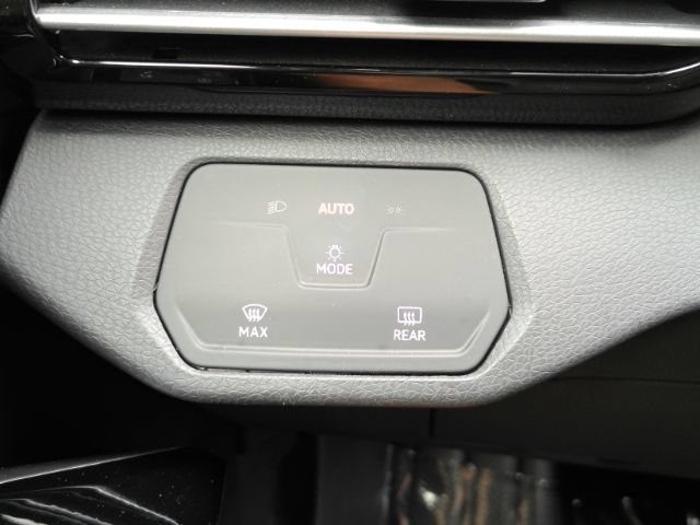 Used 2023 Volkswagen ID.4 Pro RWD image 35