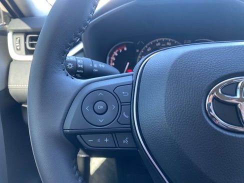 Used 2025 Toyota RAV4 XLE Premium image 19