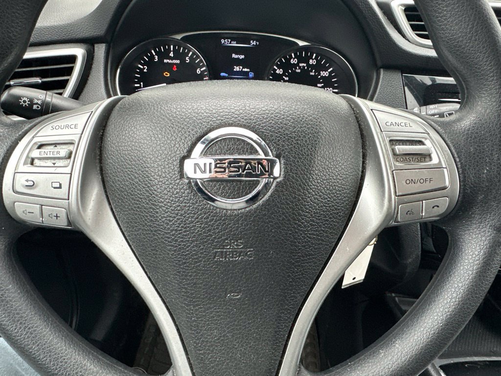 Used 2016 Nissan Rogue S w/ Appearance Package AWD/4WD image 38