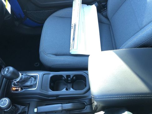 New 2026 Jeep Wrangler Sahara w/ Technology Group image 25