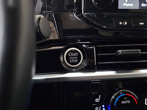 Used 2022 Nissan Pathfinder Platinum w/ Cargo Package image 20