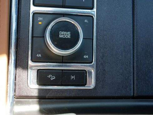 Used 2022 Ford Expedition Max Platinum AWD/4WD image 30