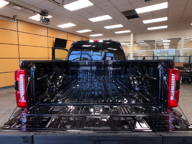 New 2026 Ford F350 Lariat w/ Chrome Package AWD/4WD image 22