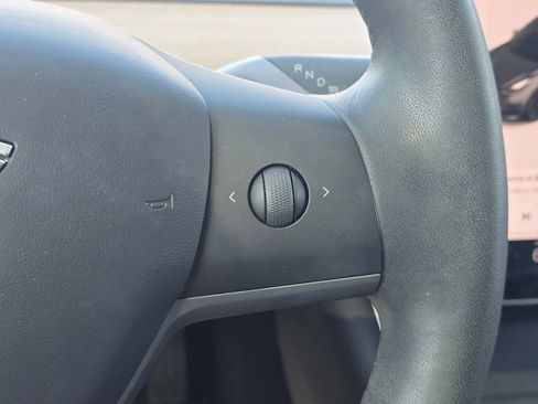 Used 2020 Tesla Model 3 Standard Range Plus RWD image 36