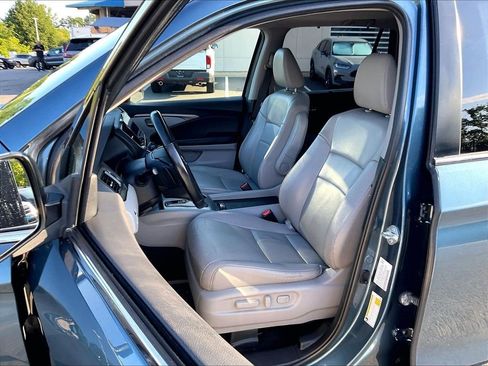 Used 2021 Honda Pilot EX-L image 10