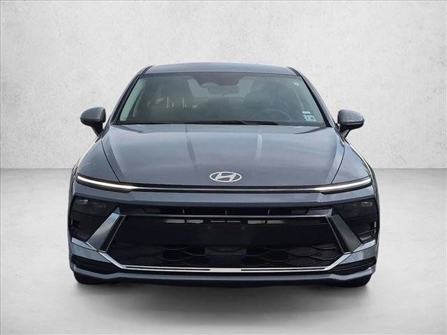 Used 2024 Hyundai Sonata SEL FWD image 2