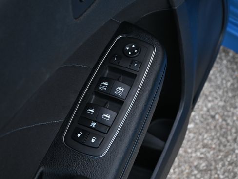 Used 2023 Dodge Charger R/T w/ Blacktop Package image 29