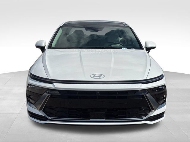 New 2026 Hyundai Sonata Limited FWD image 8