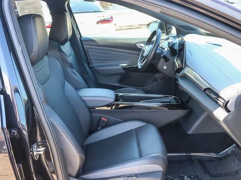 Used 2023 Volkswagen ID.4 S RWD image 16