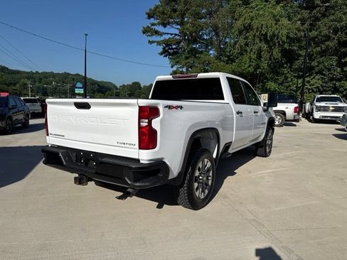 Used 2022 Chevrolet Silverado 2500 Custom w/ Snow Plow Prep/Camper Package AWD/4WD image 7