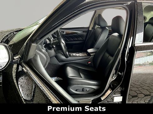 Used 2019 INFINITI Q50 Luxe w/ Essential Package (3.0T Luxe) AWD/4WD image 19