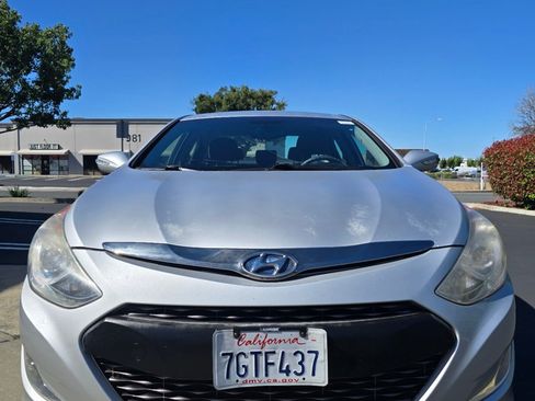 Used 2015 Hyundai Sonata Hybrid FWD image 4