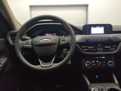 Used 2020 Ford Escape S image 22