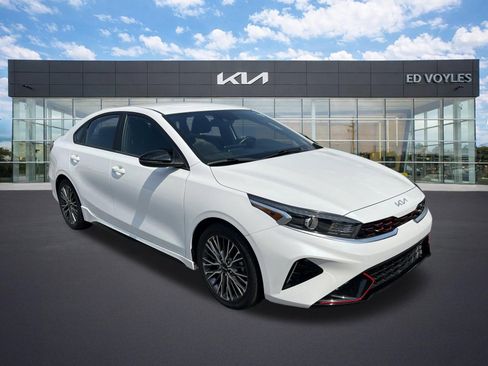 Certified 2022 Kia Forte GT-Line FWD image 1