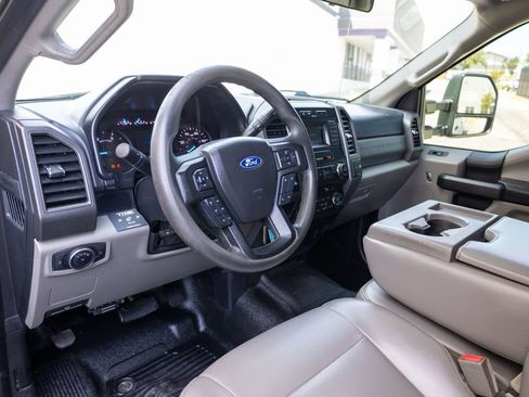 Used 2019 Ford F350 XL w/ Power Equipment Group RWD image 9