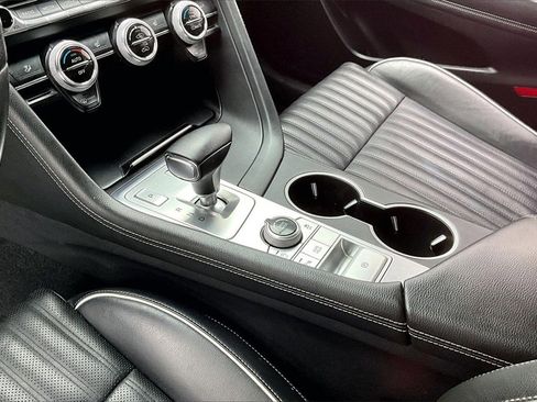 Used 2021 Genesis G70 2.0T w/ Elite Package image 15