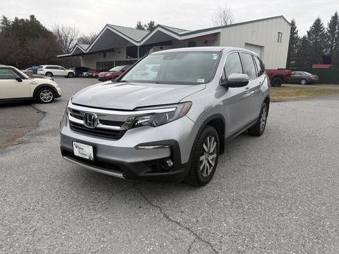 Used 2021 Honda Pilot EX image 1