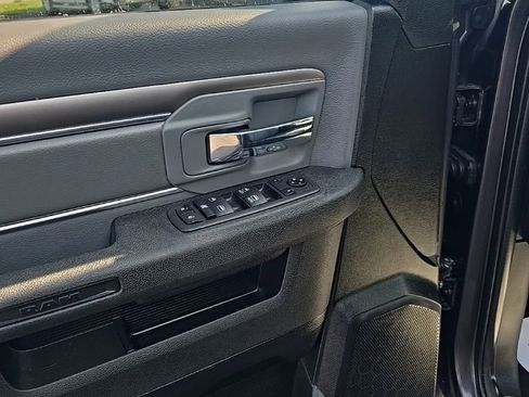 Used 2024 RAM 1500 Classic SLT image 10