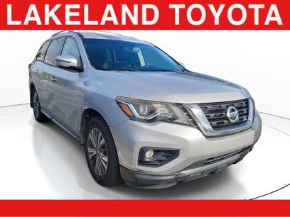 Used 2017 Nissan Pathfinder SV