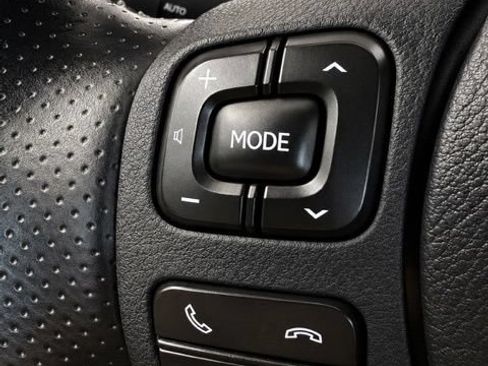 Used 2023 Lexus IS 350 F Sport w/ Memory Package AWD/4WD image 33