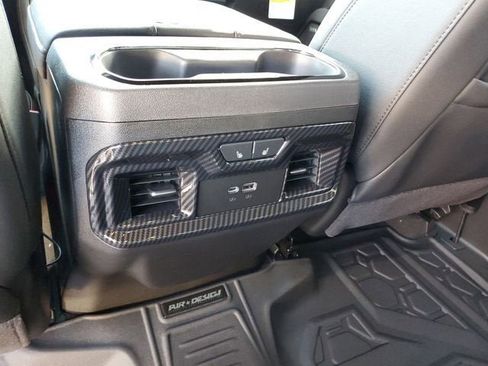 New 2026 GMC Sierra 1500 AT4 w/ Technology Package AWD/4WD image 18