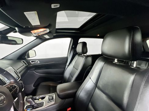 Used 2022 Jeep Grand Cherokee Limited image 22