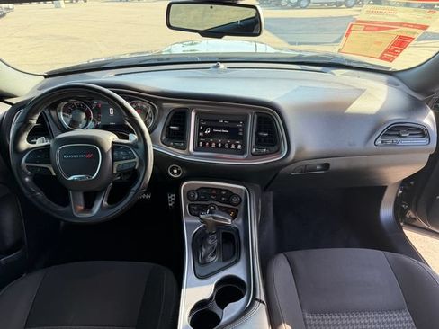 Used 2019 Dodge Challenger R/T RWD image 16