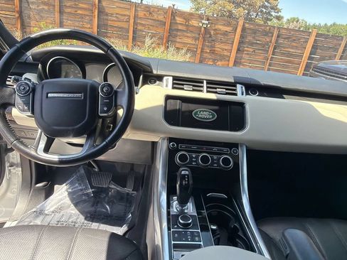 Used 2016 Land Rover Range Rover Sport HSE AWD/4WD image 11