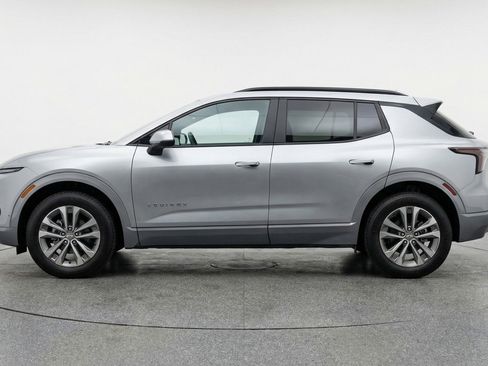 Used 2025 Chevrolet Equinox LT image 5