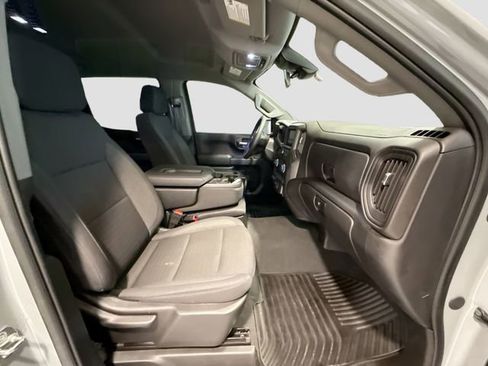 Used 2025 Chevrolet Silverado 1500 Custom w/ LPO, Dark Essentials Package image 22