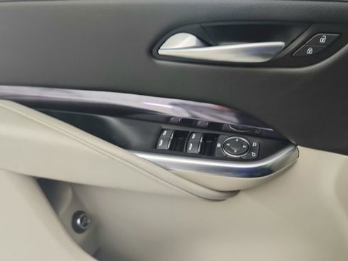 Certified 2023 Cadillac XT4 Luxury FWD image 22