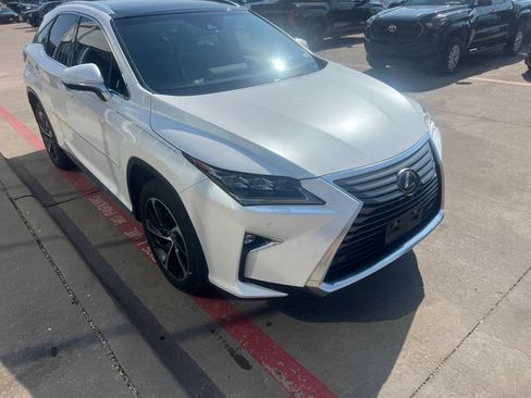Used 2016 Lexus RX 350 AWD w/ Luxury Package image 4