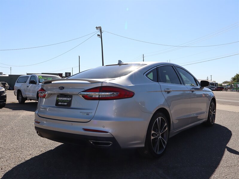 Used 2019 Ford Fusion Titanium AWD/4WD image 4