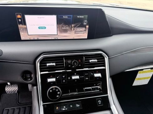 New 2026 Nissan Armada SL w/ Captain's Chari Seat Package image 16