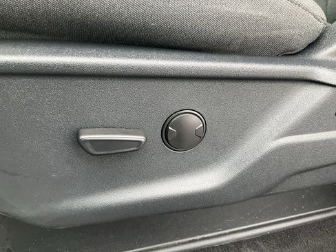 Used 2025 Ford F150 XLT w/ Equipment Group 301A Standard image 14