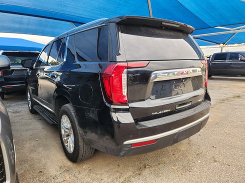 Used 2023 GMC Yukon SLT w/ LPO, Floor Liner Package RWD image 3