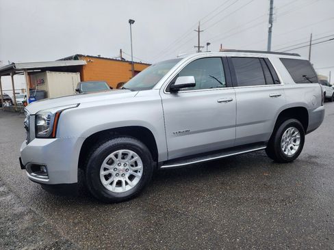 Used 2019 GMC Yukon SLT image 9