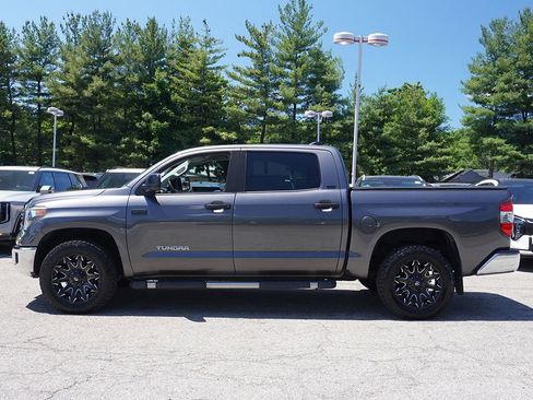Used 2020 Toyota Tundra SR5 AWD/4WD image 14