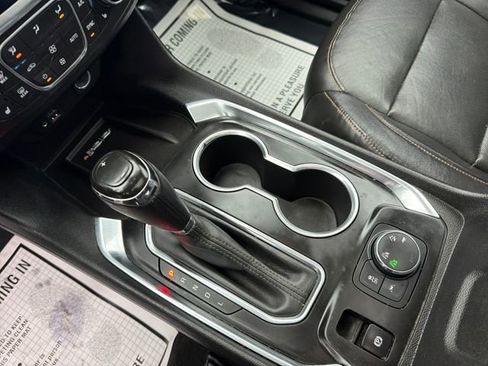 Used 2020 Chevrolet Traverse Premier w/ Redline Edition image 24