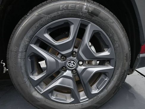 Used 2024 Toyota RAV4 Adventure AWD/4WD image 11