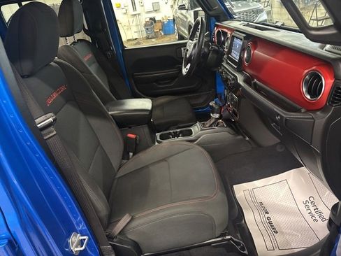 Used 2021 Jeep Gladiator Rubicon w/ Cold Weather Group image 26