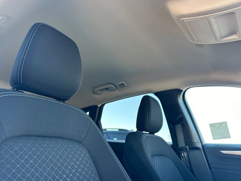 Used 2024 Ford Escape Active image 18