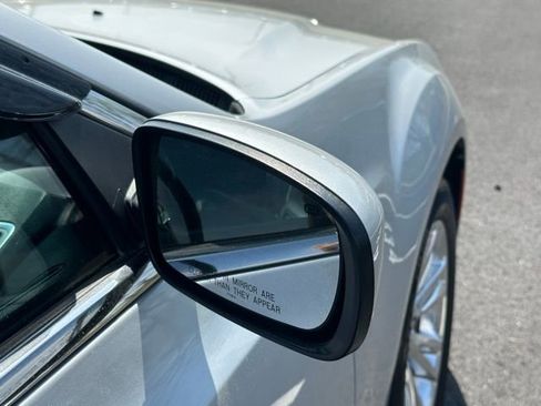 Used 2020 Chrysler 300 Touring w/ Driver Convenience Group image 13