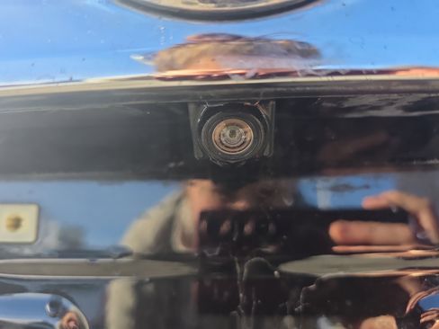 Used 2019 Buick Encore Essence w/ Experience Buick Package image 15