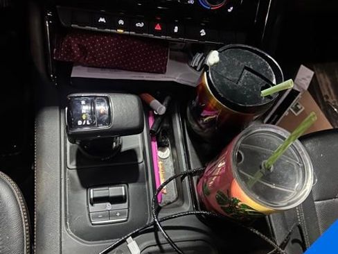 Used 2022 GMC Sierra 1500 AT4 w/ AT4 Preferred Package image 15