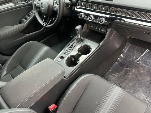 Certified 2025 Honda Civic Sport image 18