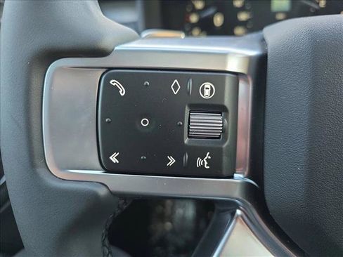 New 2026 Land Rover Discovery Limited Edition image 19
