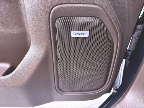 Used 2022 Chevrolet Silverado 1500 LTZ AWD/4WD image 24