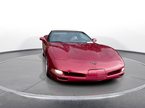Used 2001 Chevrolet Corvette Convertible w/ Preferred Equipment Group2 RWD image 2